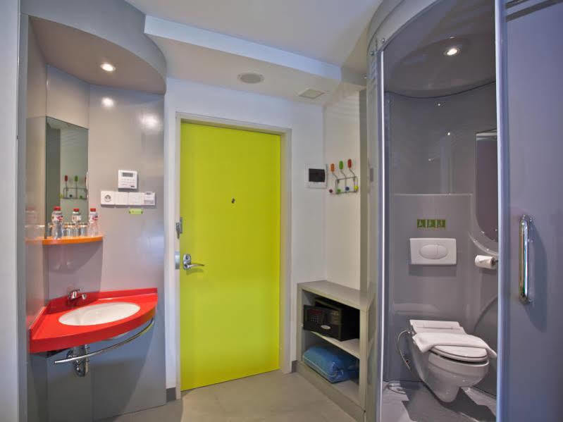 Pop! Hotel Gubeng Sorabaya Extérieur photo